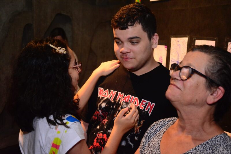 PRIMEIRA EDIÇÃO DO FESTEA CELEBRA TALENTOS DE PESSOAS COM TRANSTORNO DO ESPECTRO AUTISTA