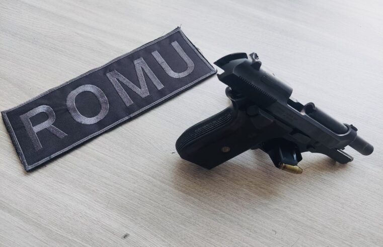 GCM DE SANTO ANDRÉ PRENDE HOMEM COM CELULARES ROUBADOS NO BAIRRO JARDIM