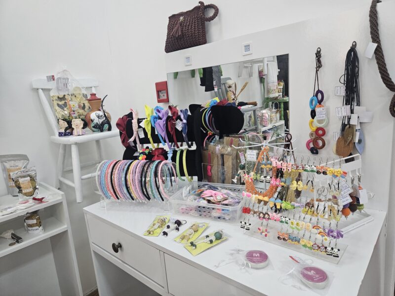 LOJA COLABORATIVA EMPODERA ELA ESTENDE PRESENÇA NO SÃO BERNARDO PLAZA E FUNCIONA ATÉ FINAL DO MÊS DE MAIO