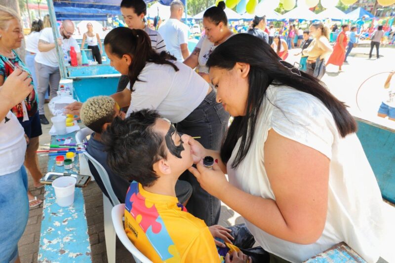 NO DIA DA CONSCIENTIZAÇÃO DO AUTISMO, PIQUENIQUE DA PREFEITURA DE DIADEMA REÚNE CERCA DE 400 PESSOAS