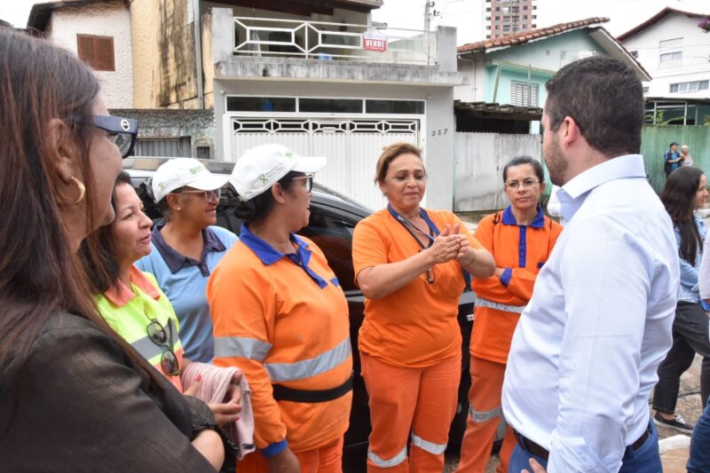 SANTO ANDRÉ ENTREGA REVITALIZAÇÃO DA PRAÇA CHICO XAVIER, NA VILA FLORESTA