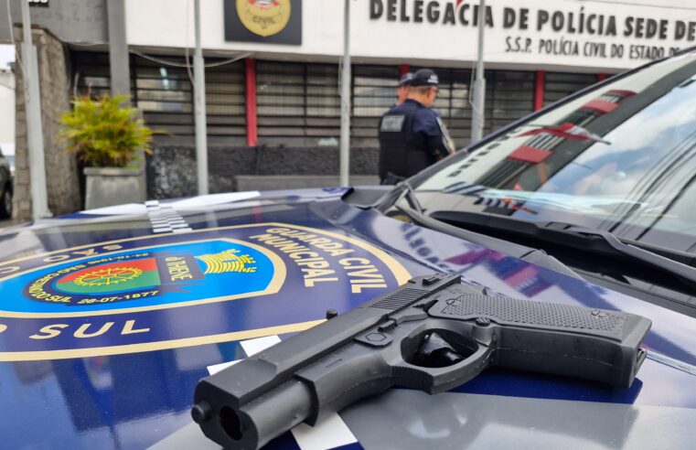 GCM DE SÃO CAETANO DETÉM HOMEM POR AMEAÇA E APREENDE SIMULACRO NO CENTRO