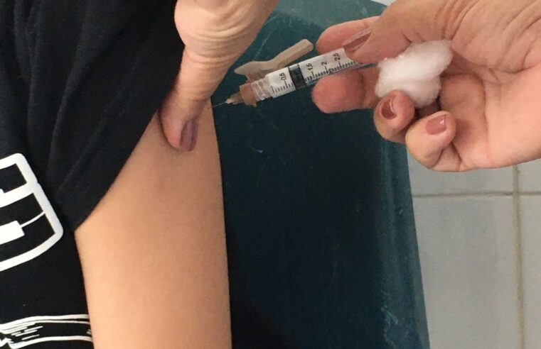 PREFEITURA DE DIADEMA LEVA VACINAS ÀS ESCOLAS COM O VACIMÓVEL