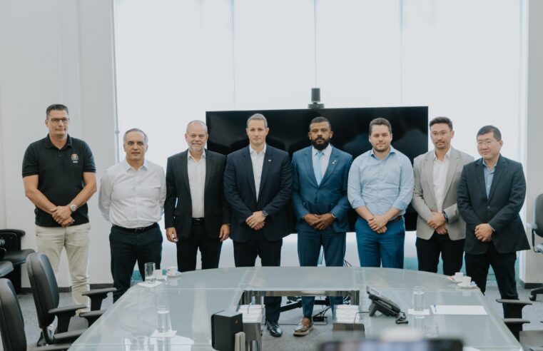 PREFEITOS DO CONSÓRCIO ABC SE REÚNEM COM SECRETÁRIO DE SEGURANÇA PÚBLICA DO ESTADO PARA TRATAR DA ADESÃO AO PROGRAMA MURALHA PAULISTA