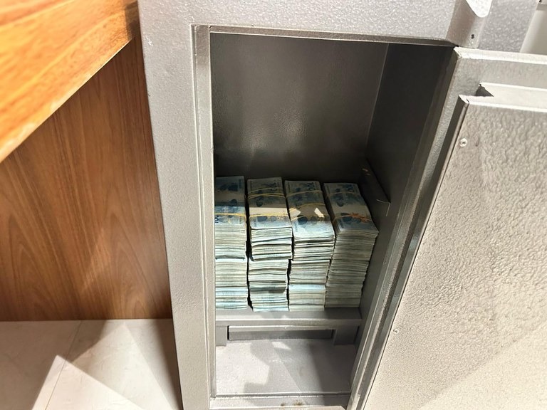 POLÍCIA FEDERAL CUMPRE MANDADO EM CONDOMÍNIO DE LUXO EM SÃO BERNARDO EM OPERAÇÃO CONTRA DESVIOS NA SAÚDE