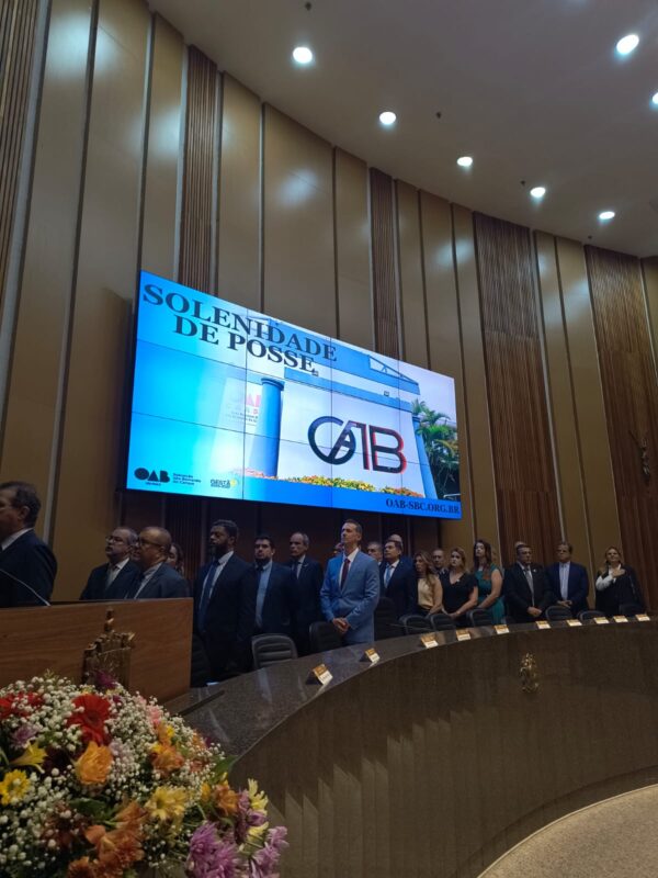 BERTANHA TOMA POSSE PARA SEGUNDO MANDATO CONSECUTIVO NA OAB-SBC