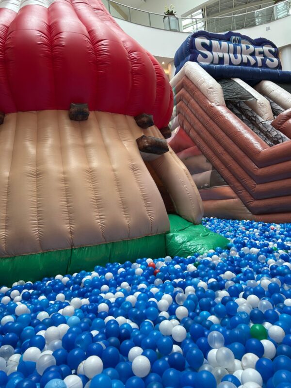 VILA DOS SMURFS CHEGA AO SÃO BERNARDO PLAZA SHOPPING