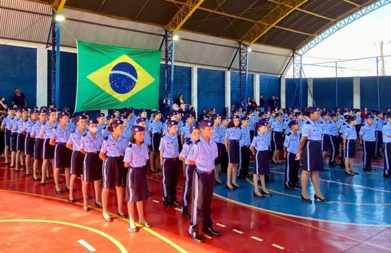 DUAS ESCOLAS DE SANTO ANDRÉ ADEREM AO MODELO CÍVICO-MILITAR EM SP