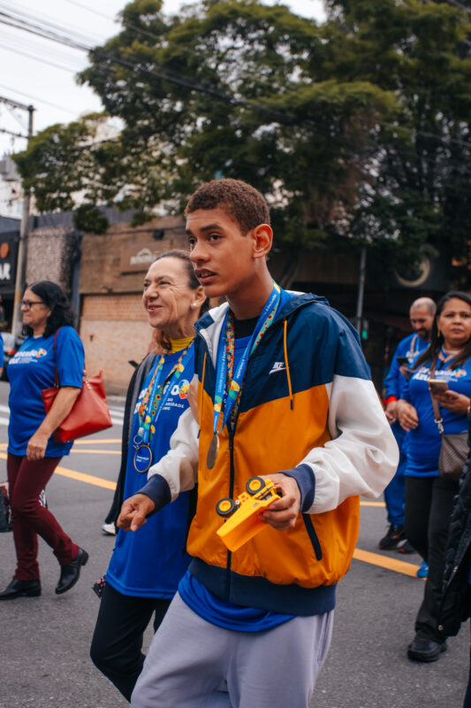 CAMINHADA CONEXÃO AZUL REÚNE 1.300 PESSOAS EM SÃO BERNARDO PELO AUTISMO