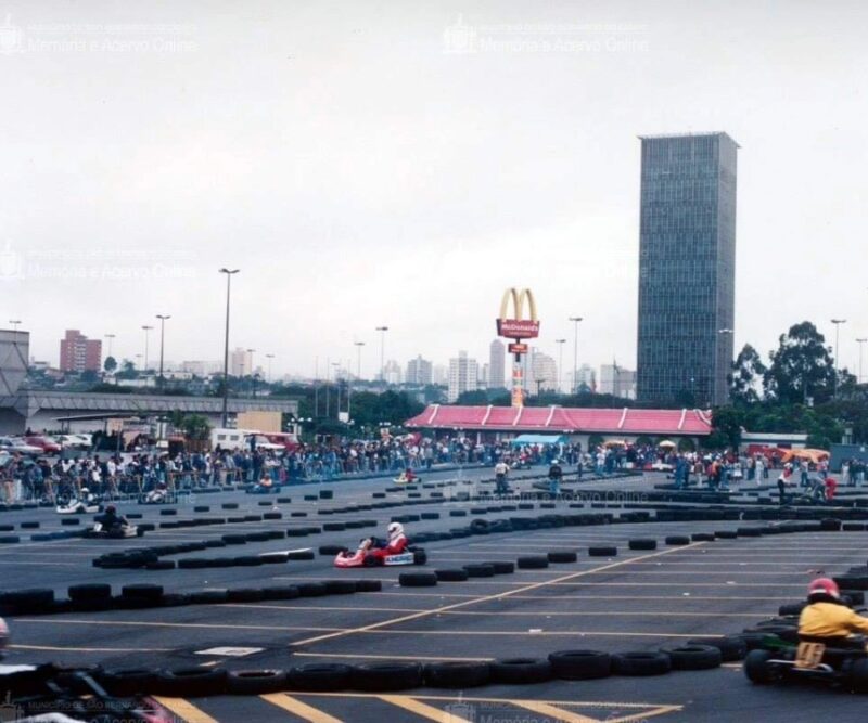 SHOPPING METRÓPOLE COMPLETA 45 ANOS DE HISTÓRIA EM SÃO BERNARDO