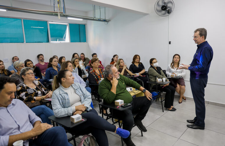 PALESTRA SOBRE SAÚDE BUCAL REFORÇA A CAPACITAÇÃO DE DENTISTAS DE SÃO CAETANO