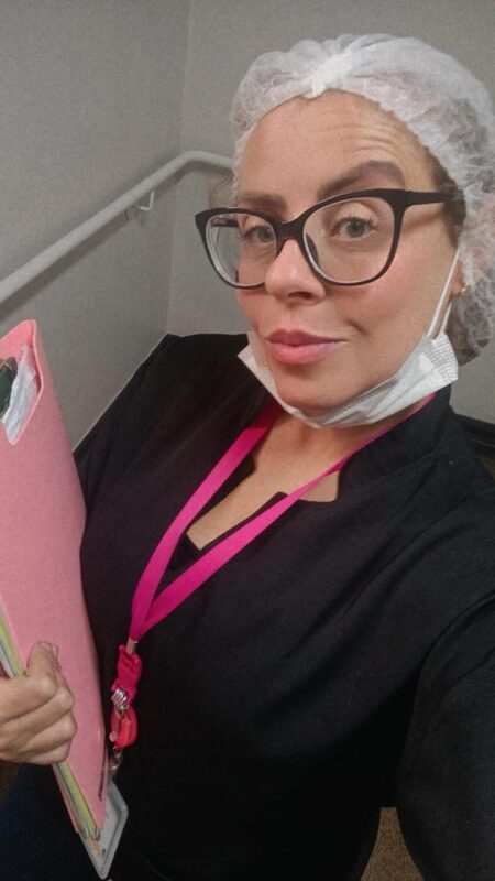 NO DIA MUNDIAL DA ESCLEROSE MÚLTIPLA, NUTRICIONISTA DO BAIRRO SANTA TEREZINHA RELATA SUA LUTA CONTRA A DOENÇA