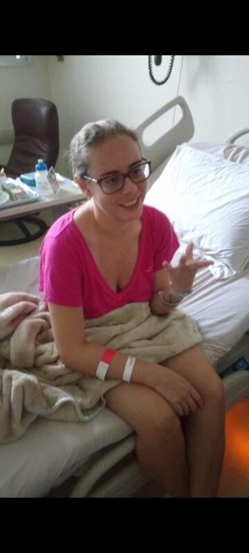 NO DIA MUNDIAL DA ESCLEROSE MÚLTIPLA, NUTRICIONISTA DO BAIRRO SANTA TEREZINHA RELATA SUA LUTA CONTRA A DOENÇA