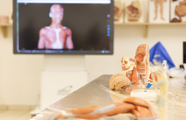 USCS PROMOVE VISITA GUIADA A CANDIDATOS DE MEDICINA E SUAS FAMÍLIAS