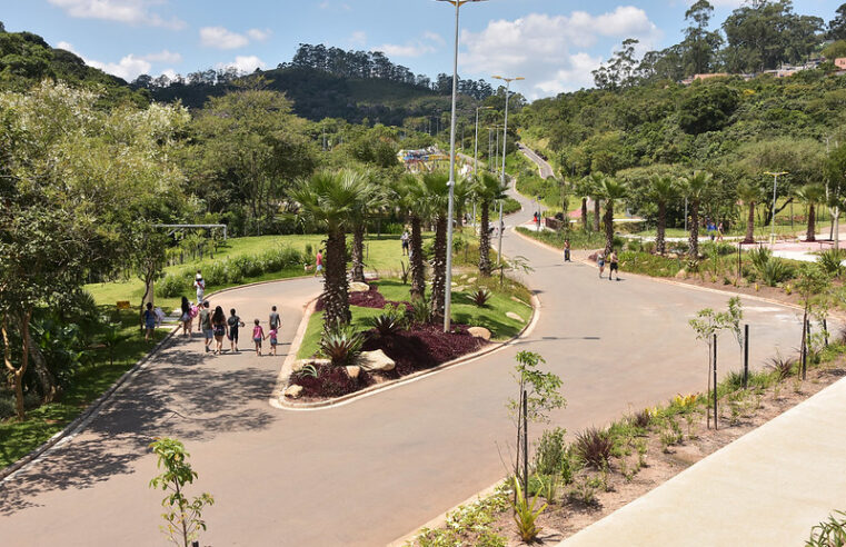 SANTO ANDRÉ RECEBE PEDAL SA EM APOIO AO MAIO AMARELO