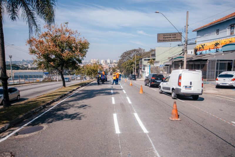 SÃO BERNARDO GANHA MAIS 5 KM DE FAIXA AZUL PARA MOTOCICLISTAS