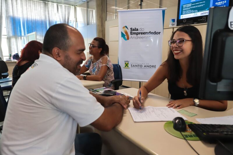 SALA DO EMPREENDEDOR ANDREENSE OFERECE SERVIÇOS DE FORTALECIMENTO AOS MICROEMPREENDEDORES DURANTE SEMANA DO MEI