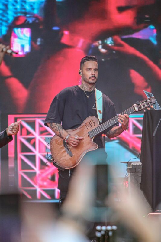 PIXOTE SE APRESENTA NO PAÇO MUNICIPAL DE SÃO BERNARDO