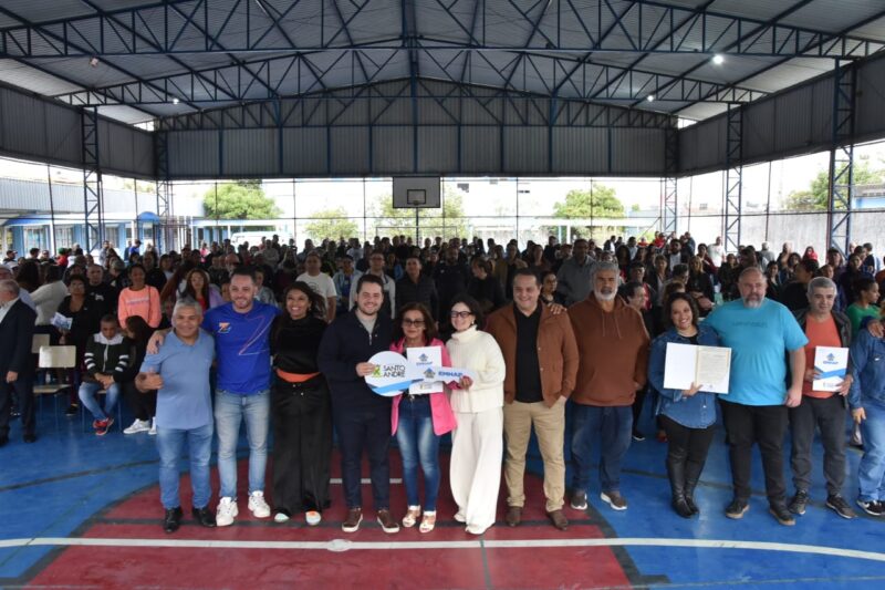 SANTO ANDRÉ FINALIZA ENTREGA DE MATRÍCULAS DO CONJUNTO HABITACIONAL PRESTES MAIA