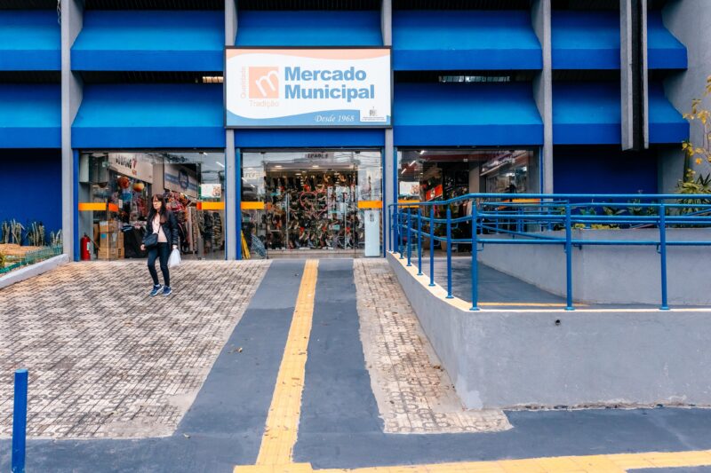 MERCADO MUNICIPAL DO RUDGE RAMOS RECEBE MELHORIAS