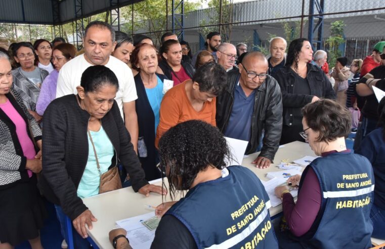 SANTO ANDRÉ FINALIZA ENTREGA DE MATRÍCULAS DO CONJUNTO HABITACIONAL PRESTES MAIA