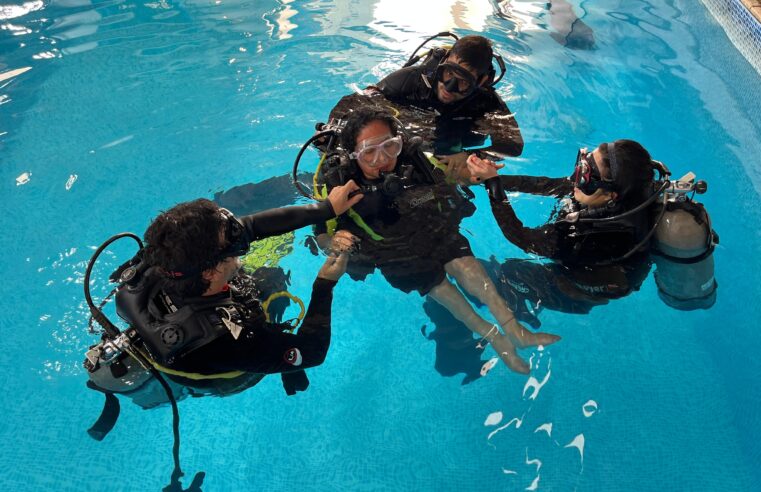 ONG DE SÃO BERNARDO PROMOVE PRIMEIRA EXPERIÊNCIA DE MERGULHO PARA PESSOAS COM DEFICIÊNCIA