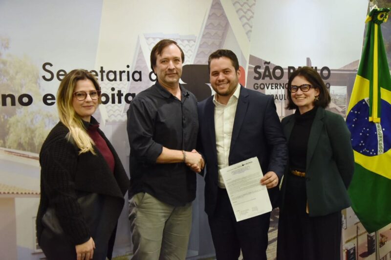 JARDIM IRENE GANHARÁ CONJUNTO HABITACIONAL COM 200 MORADIAS POPULARES