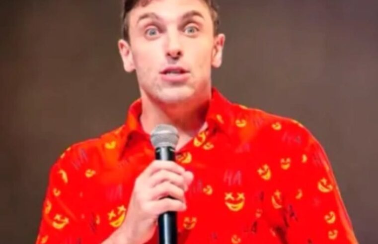 HUMORISTA LÉO LINS É CONDENADO A 8 ANOS DE PRISÃO POR PUBLICAR CONTEÚDO COM PRECONCEITOS