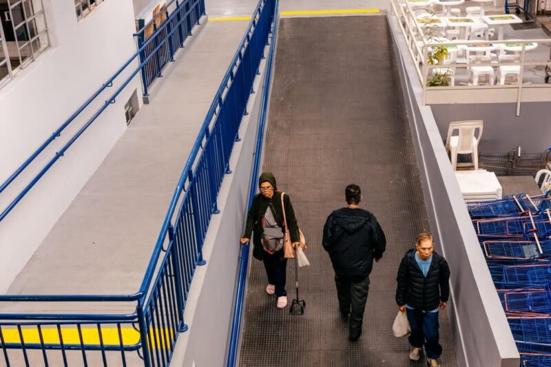 MERCADO DO RUDGE RAMOS RECEBE MELHORIAS DE ACESSIBILIDADE E MODERNIZAÇÃO