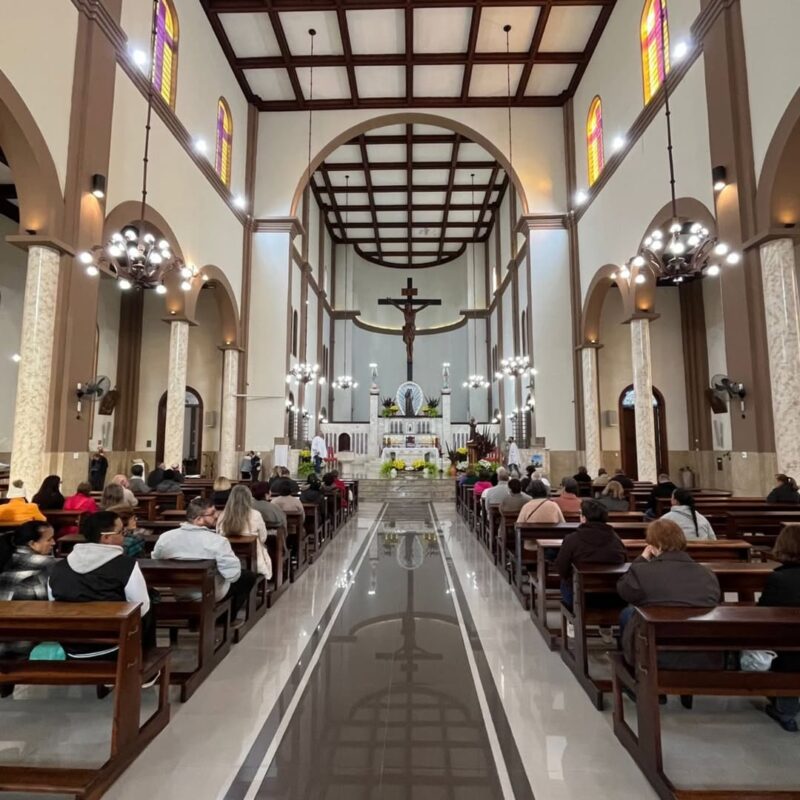 HOJE É DIA DE SANTO ANTÔNIO, SANTO CASAMENTEIRO; IGREJAS DO ABC REALIZAM BÊNÇÃO DOS PÃES