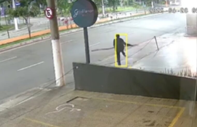 LOJAS NA KENNEDY TAMBÉM SOFREM ATAQUES NA MADRUGADA; CRIMINOSO É PRESO PELA PM