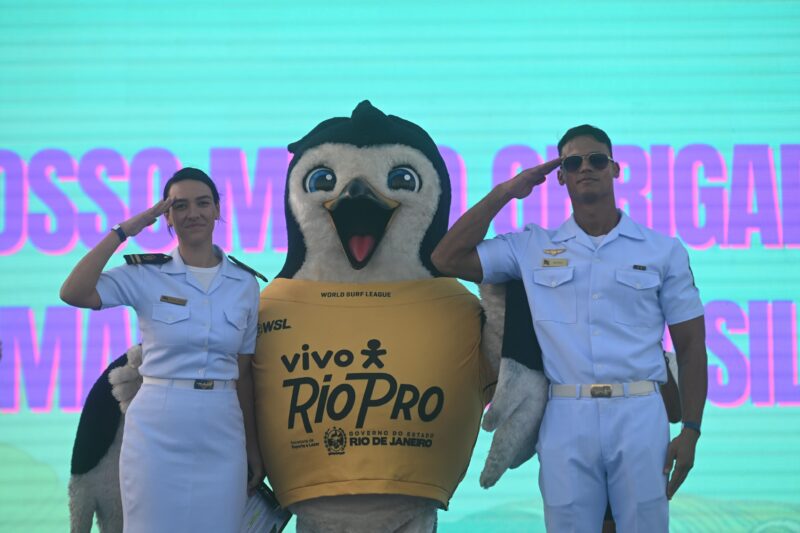 MARINHA DO BRASIL SOBREVOA OS CÉUS DE ITAÚNA COM DEMONSTRAÇÕES ELETRIZANTES NESTE SÁBADO NO VIVO RIO PRO