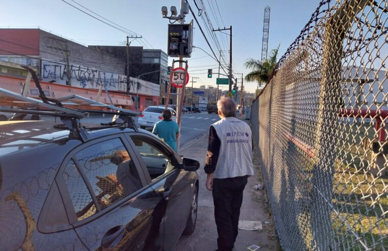 EM MAUÁ, IPEM-SP VERIFICA RADAR NA AVENIDA COMENDADOR WOLTHERS