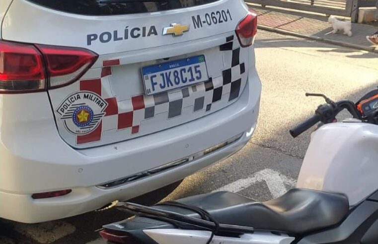 POLÍCIA MILITAR PRENDE HOMEM POR VIOLÊNCIA DOMÉSTICA, PERSEGUIÇÃO, ATO OBSCENO E ADULTERAÇÃO DE VEÍCULO EM SÃO BERNARDO DO CAMPO