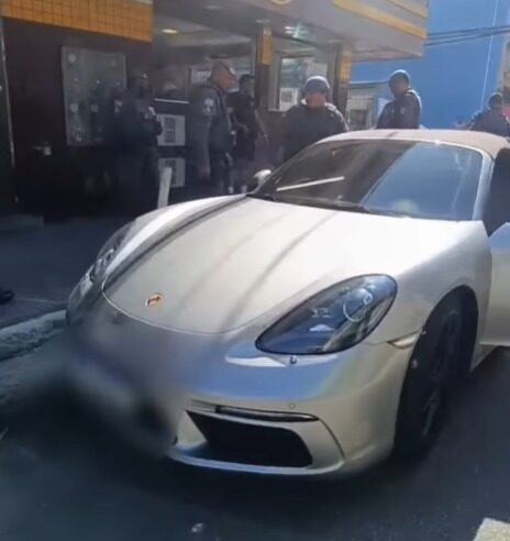 PORSCHE ROUBADA EM SANTO ANDRÉ É RECUPERADA NA CAPITAL; UM FOI DETIDO