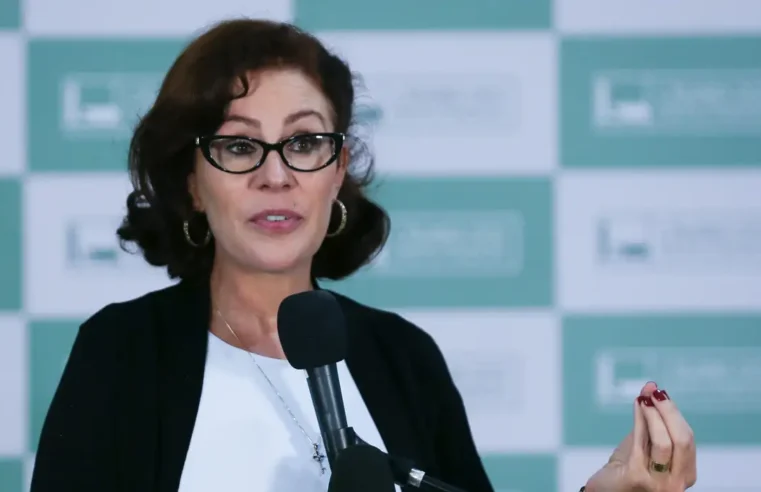 DEPUTADA CARLA ZAMBELLI É PRESA NA ITÁLIA