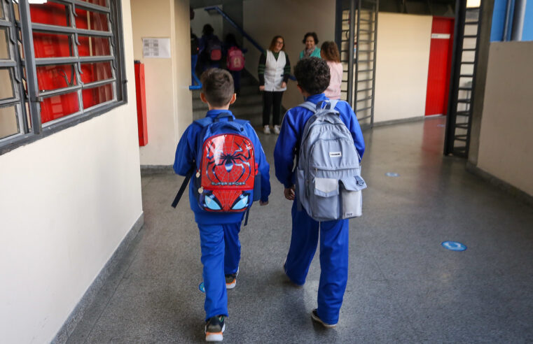 FIM DAS FÉRIAS: 206 MIL ESTUDANTES DA REDE ESTADUAL NO ABC RETORNAM ÀS AULAS NESTA QUARTA-FEIRA (23)