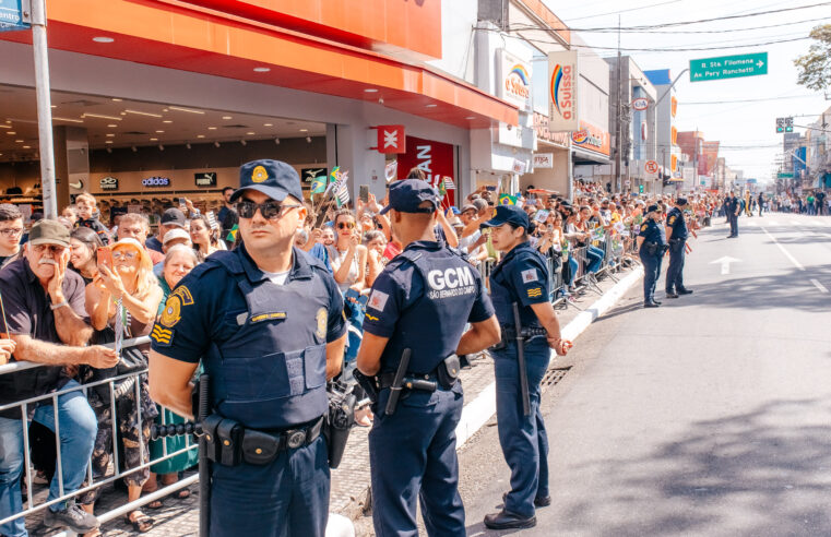 DESFILE CÍVICO-MILITAR DE 472 ANOS DE SÃO BERNARDO REÚNE GRANDE PÚBLICO À RUA MARECHAL