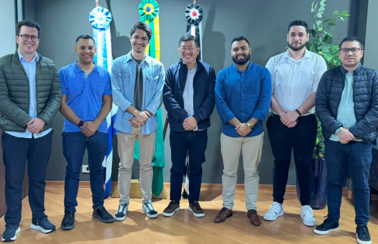 TAKA YAMAUCHI RECEBE BANCADA DA JUVENTUDE DO GRANDE ABC