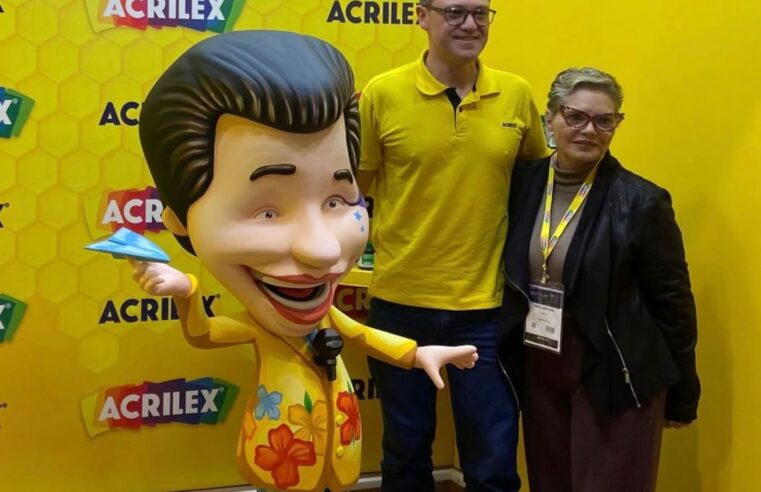 ARTISTA DE SÃO BERNARDO É ESCOLHIDO PARA PINTAR ESCULTURA DE SILVIO SANTOS