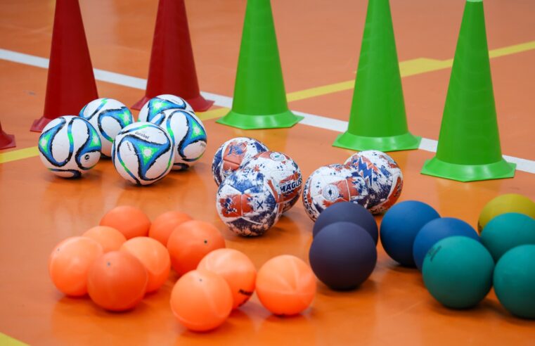 PREFEITURA DE SÃO CAETANO REFORÇA ATIVIDADES ESPORTIVAS NAS ESCOLAS COM NOVOS MATERIAIS PARA O ENSINO FUNDAMENTAL