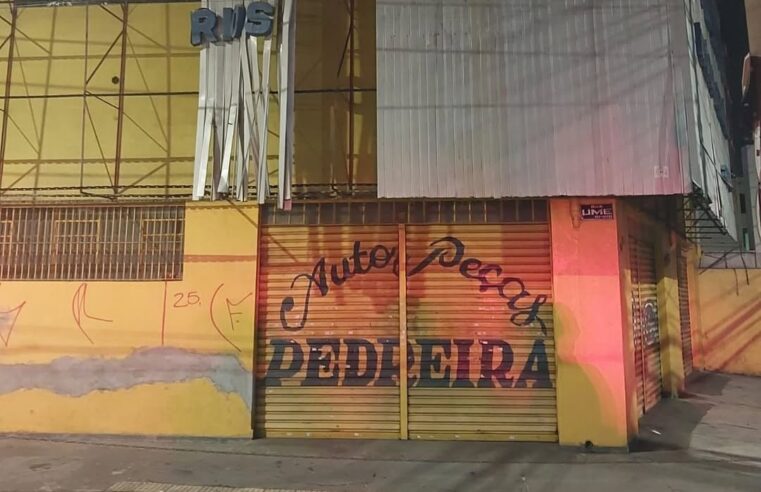 DOIS HOMENS SÃO PRESOS PELA PM APÓS FURTO A LOJA NO RUDGE RAMOS EM SÃO BERNARDO