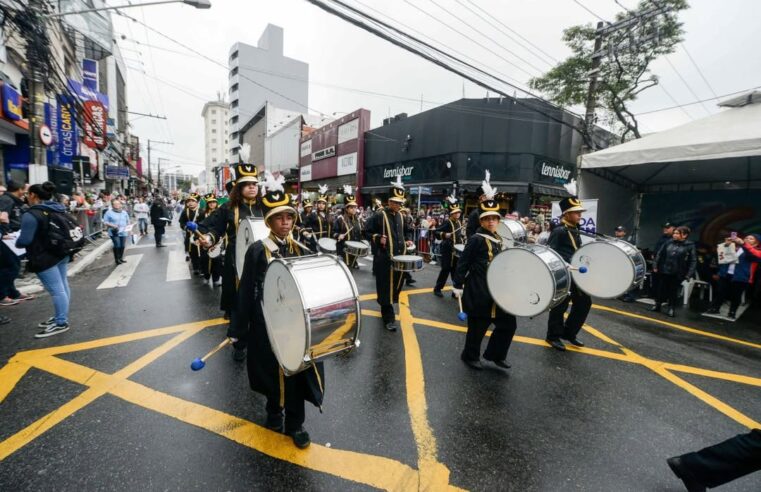 MISSA E DESFILE CÍVICO-MILITAR NA RUA MARECHAL DEODORO MARCAM OS 472 ANOS DE SÃO BERNARDO