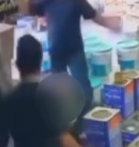 FUNCIONÁRIA DA ZONA AZUL É AGREDIDA POR MOTORISTA APÓS APLICAR MULTA EM SANTO ANDRÉ