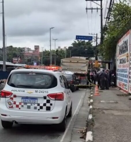 ACIDENTE COM VÍTIMA FATAL NA AVENIDA PIRAPORINHA