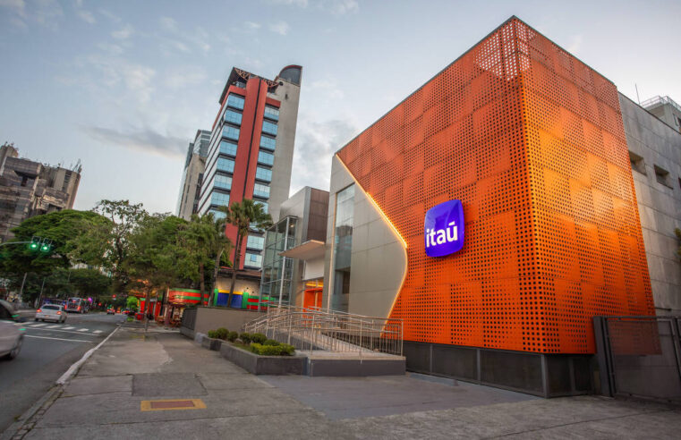 ITAÚ DEMITE MIL FUNCIONÁRIOS POR “BAIXA PRODUTIVIDADE” NO HOME OFFICE