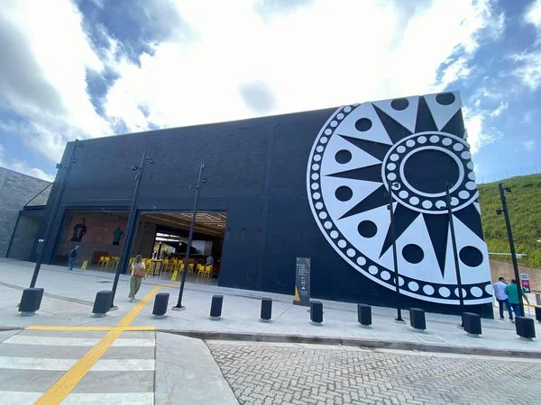 OUTLET PREMIUM IMIGRANTES RECEBE FESTIVAL DE PRIMAVERA