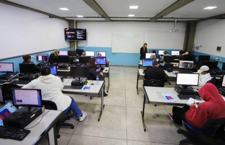 FLORESTAN FERNANDES VAI ABRIR INSCRIÇÃO PARA CURSOS GRATUITOS DE VIDEOGAME, IA E CANVA