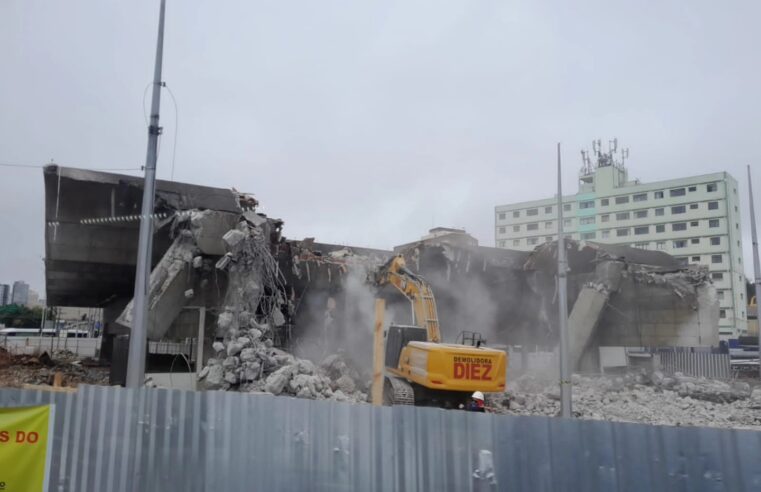 TERMINAL SÃO BERNARDO COMEÇA A SER DEMOLIDO
