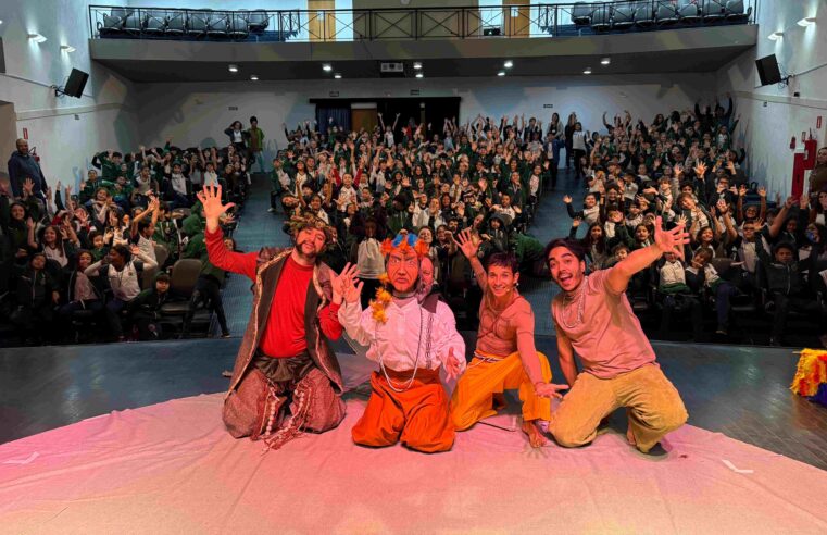 ESPETÁCULO “MEU VÔ APOLINÁRIO” EMOCIONA ESTUDANTES NA ESTREIA EM SÃO CAETANO DO SUL